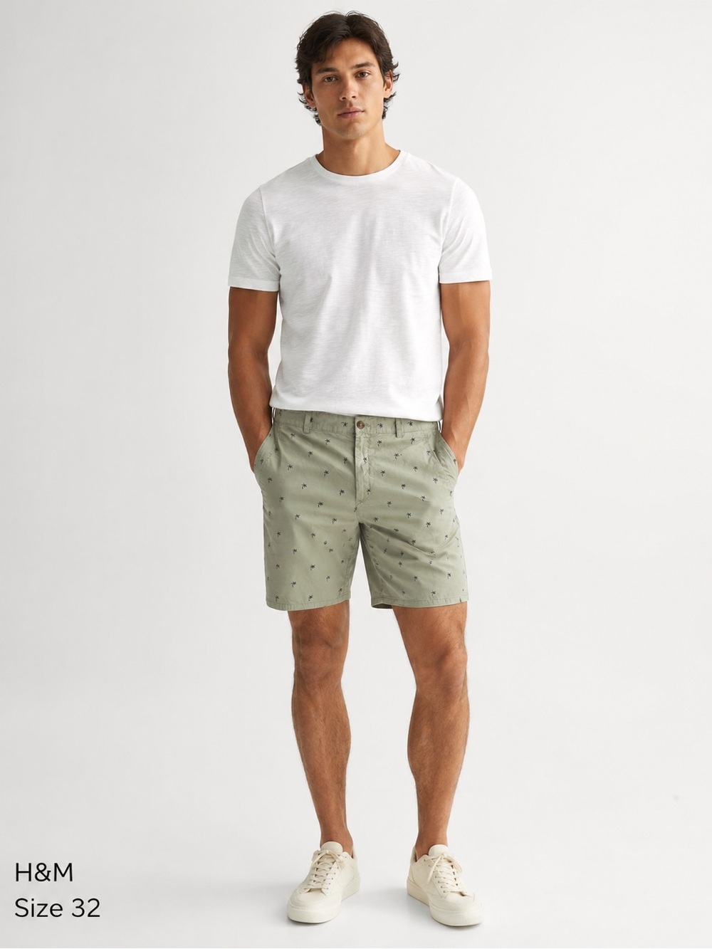 H&M men beige Flat Front Shorts with Palm Print/size 32